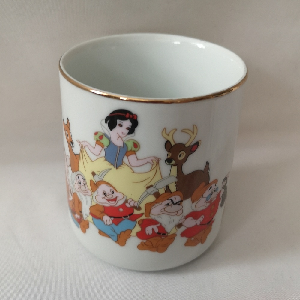Vintage Snow White Coffee / Tea Mug, Disneyland Walt Disney World, Made in Japan